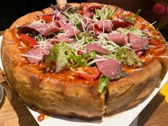 -Dragon Pizza•圆脸龙披萨·牛排餐厅
