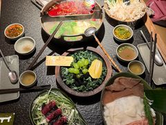 -三出山火锅(南京万象天地店)