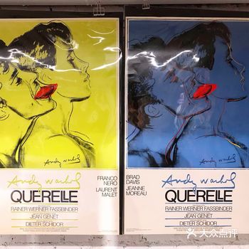 時鐘的指針  向前走是時間 向後走是回憶 