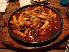 奶酪海鲜炒米条-包装马车·韩国料理·포장마차