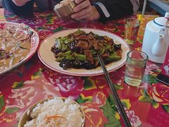 -闯关东东北农家菜(崂山石老人店)