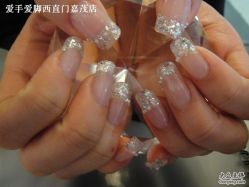 爱手爱脚造型水晶甲-摩睫+皮肤管理·科学美容中心