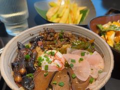 黑松露菌子焖饭-Ameigo梅果·云贵川bistro(长宁来福士店)