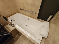 -广州天河希尔顿酒店