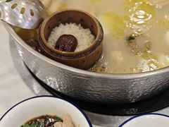 -朴小妹人参鸡汤火锅(长白山万达店)