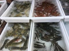 -拉威海鲜市场