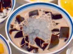 椰汁西米龟苓膏-芝九草堂(HAPPY站台店)