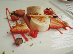 蜂蜜水果牛轧冻糕-上海和平饭店华懋阁 Cathay Room