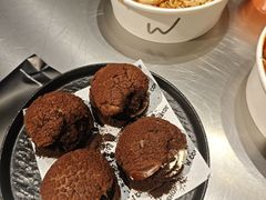 -W COLLECTIVE  DESSERT SHOP