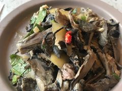 -半山腰·云南菜(侨福芳草地店)