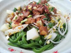 精瘦肉臊子面-手擀菠菜面(西康路店)