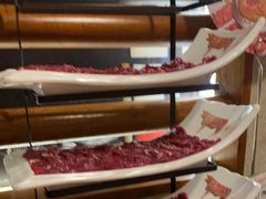 -左庭右院鲜牛肉火锅(金山万达店)