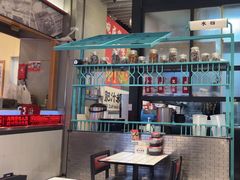 -肥汁米蘭香港米线(长宁来福士店)