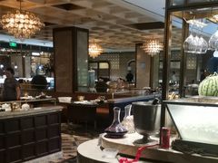-半岛翡丽海鲜自助餐厅(观风亭店)