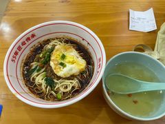 -叶伟胡辣壳面(两路口店)