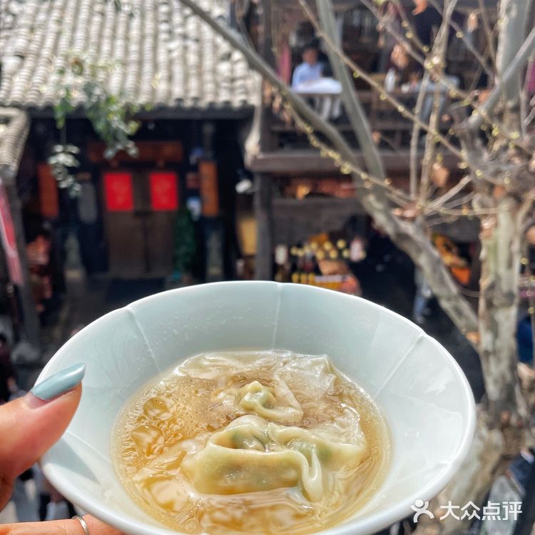 吃下一切代表春天的食物,证明成都的春来过