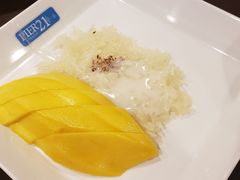 -Pier 21 (Terminal 21 Asok)