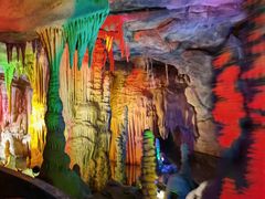 -泰安地下龙宫景区