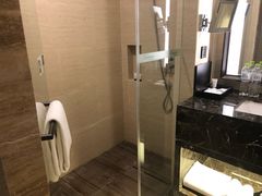 -成都龙之梦瑞峰国际酒店