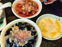 奶茶烧仙草-老甘家小龙虾江湖菜(邦兴花园店)