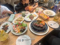 -秘密旅行Bonjour(黑金冠 江南西店)
