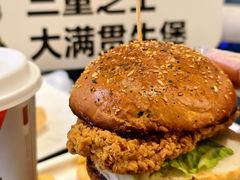 -必胜客(滨江店)