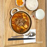 · 池奈已经蝉联大众必吃榜2年啦