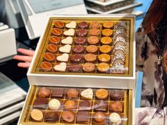 -Laderach 莱德拉(上海环贸iapm店)