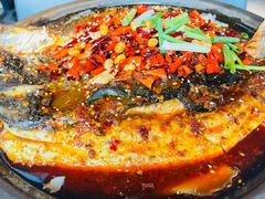-鸣记脆皮烤鱼·海鲜烤鱼(三八广场店)