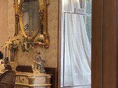 -秘密旅行Bonjour(黑金冠 江南西店)