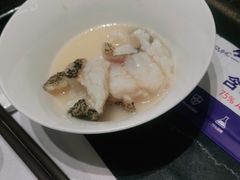 -红鼎豆捞·非遗鲍皇汤火锅(宝丰路店)