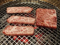 -铭牛烧肉·和牛海鲜自助(高新月牙湖店)