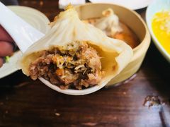 蟹粉小笼包-金枝玉叶上海人家食府(三里河店)