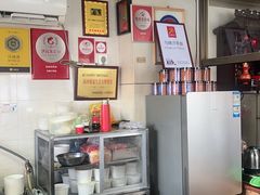 -乌糖沙茶面(民族路店)