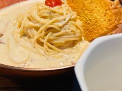 -I HOLIC艾豪丽披萨(KKone店)