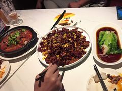 -小河公主秘制烤羊腿(小绿谷店)