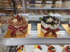 -花花卷卷·鲜食蛋糕(静安久光百货店)