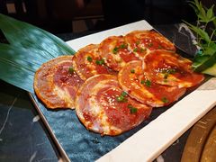 -山川小町·极番烧肉(新地假日广场店)