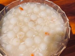 -爆炸头阿姨小四川正宗川味小吃(无任何分店)