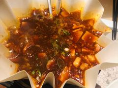 纸锅麻婆豆腐-穹六人间 people 6(岳阳路店)