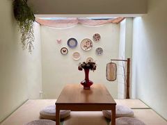 -小草屋轰趴馆别墅派对新场团建家庭聚会