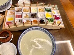 -香麒园·过桥米线·南湖雅宴