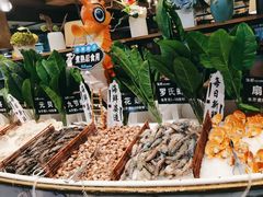 -领鲜活海鲜榴莲自助火锅(东门店)