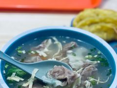 三鲜牛肉馄饨-老新隆牛肉锅贴(新街口店)