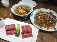 干炒牛河-广东道至正餐厅(区庄店)