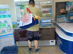 -全家便利店(漕溪北路七店)