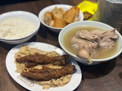 腐皮凤爪-松發肉骨茶(牛车水店)