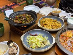 -云海肴·汽锅鸡·云南菜(天山百盛优客店)