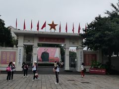 -四川小胡子海鲜(丁村万人海鲜广场店)