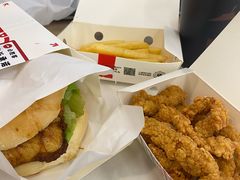 -必胜客(威高广场店)